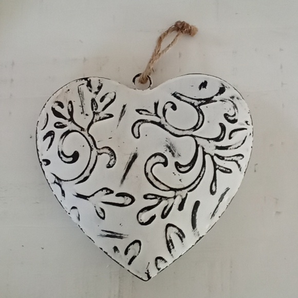 Cute metal heart - Picture 2 of 3